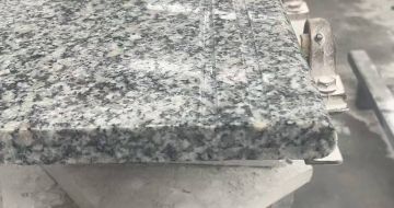 遂宁芝麻白楼梯踏步 芙蓉白