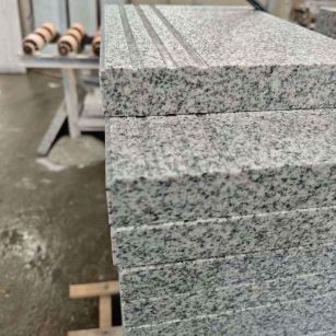 遂宁芝麻白楼梯踏步