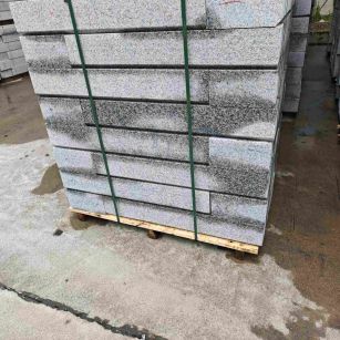 遂宁芙蓉白路牙石，马路牙子