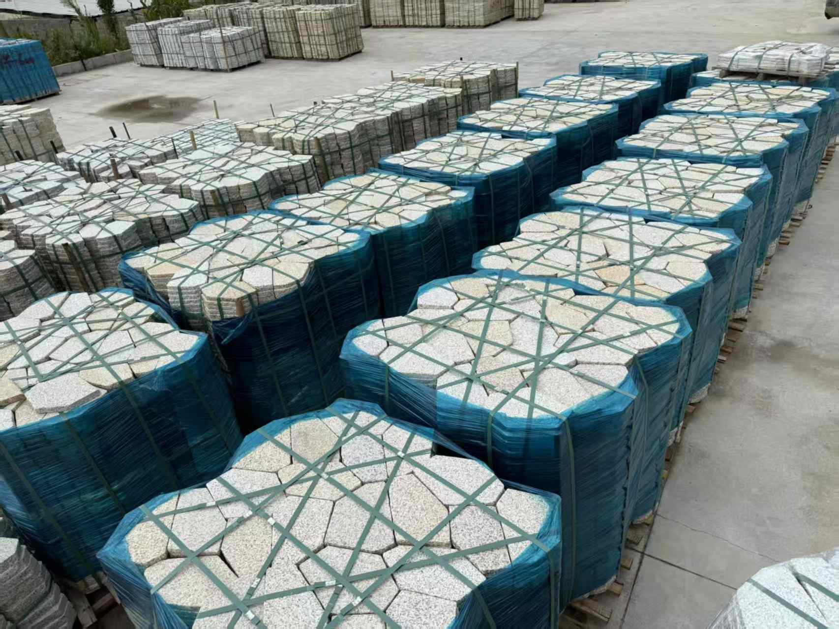 遂宁黄金麻冰裂纹 碎拼
